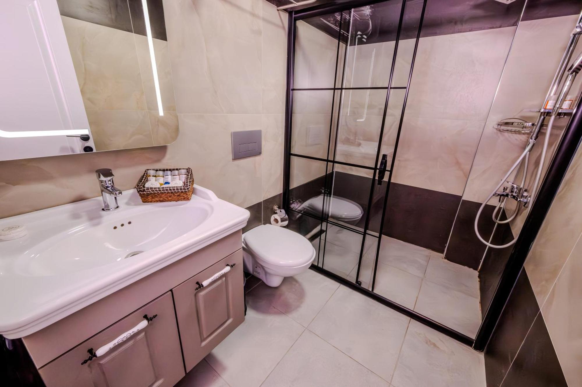 Rubby Hotel Kadikoey Provincia di Provincia di Istanbul Esterno foto